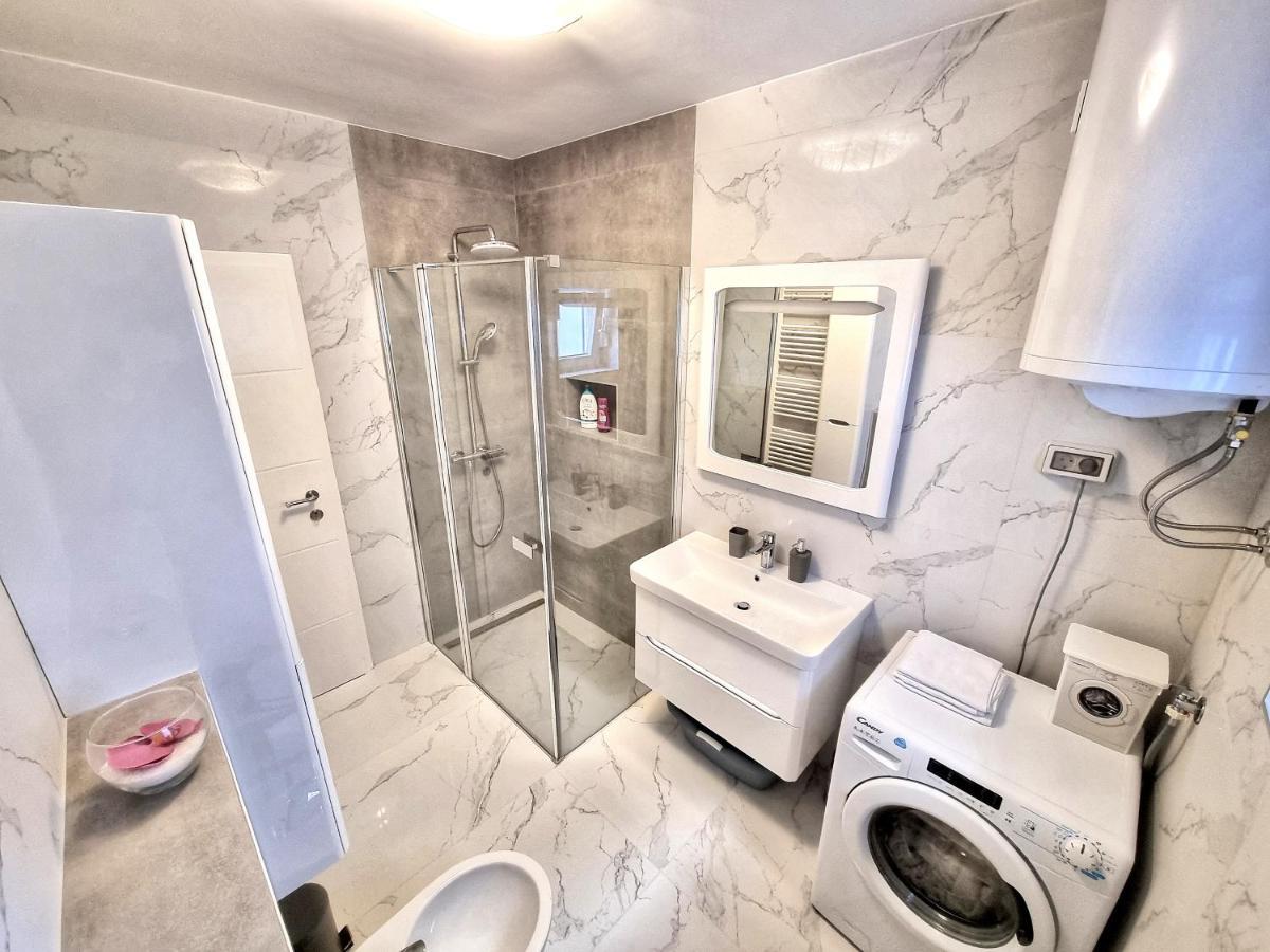 Apartment Ivis Vinkuran Buitenkant foto